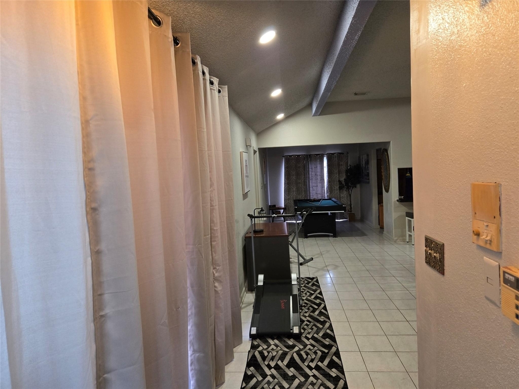 4111 Knoll Glen Drive - Photo 5