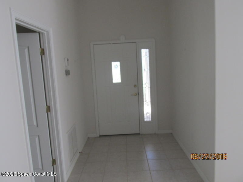 1610 Lago Mar Drive - Photo 3