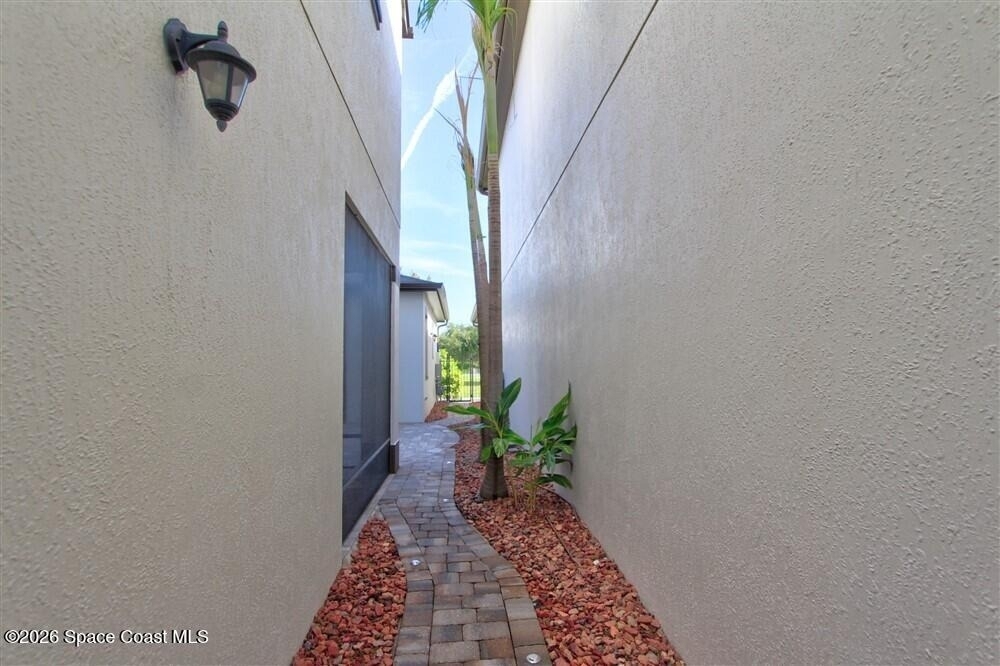 8810 Napolo Drive - Photo 39