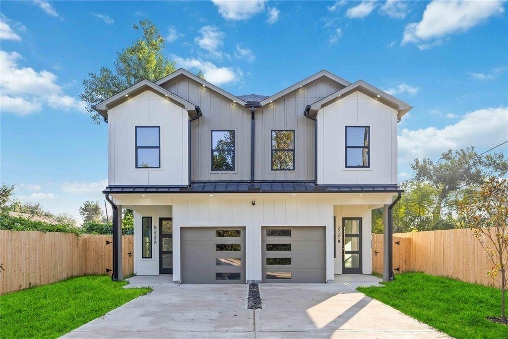 5222 Gold Street - Photo 0