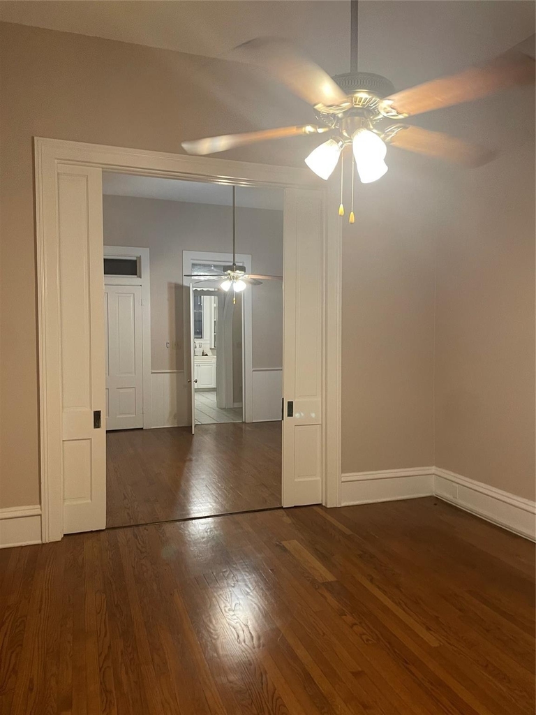 1909 Broadway Street - Photo 3