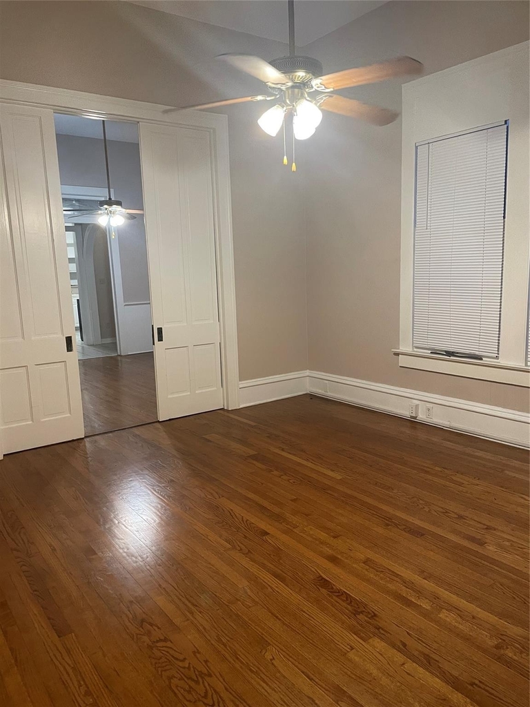 1909 Broadway Street - Photo 4