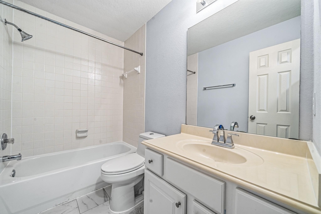 15007 Changing Oak Ridge Court - Photo 23
