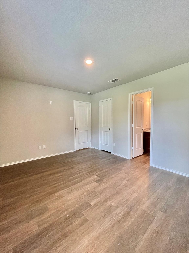 126 E Ash St - Photo 15