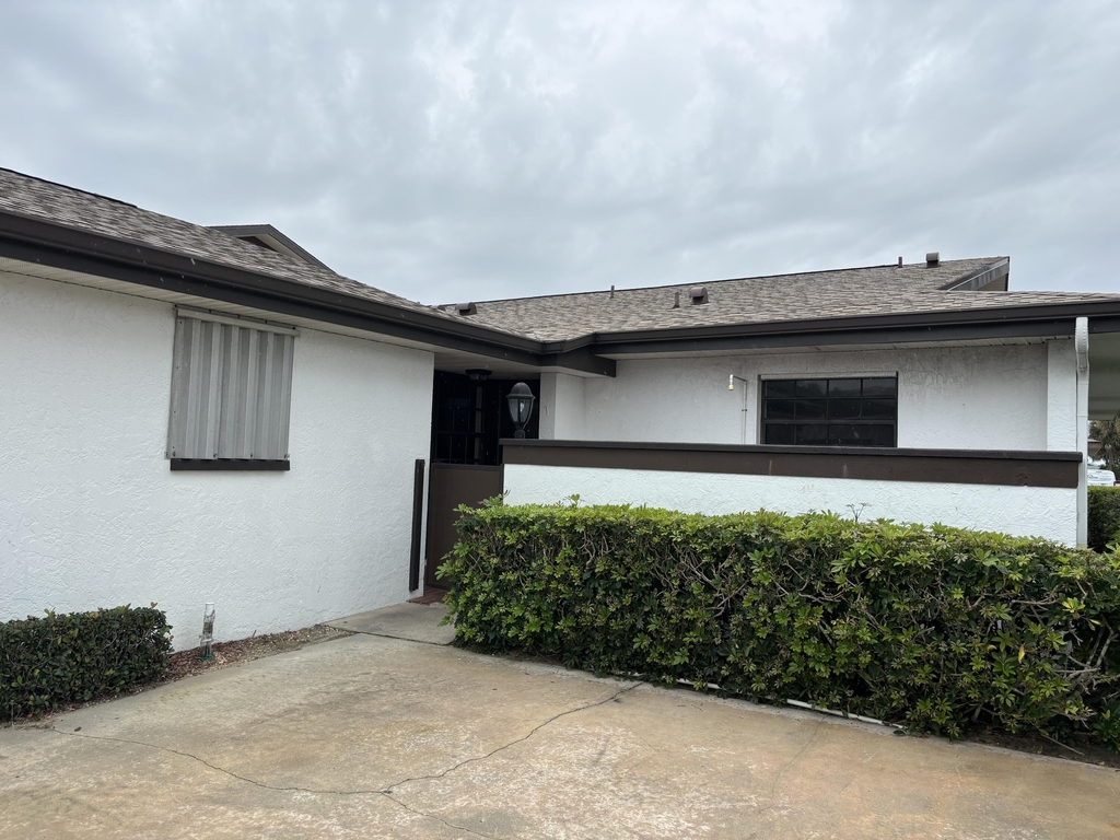 255 Paradise Boulevard - Photo 1