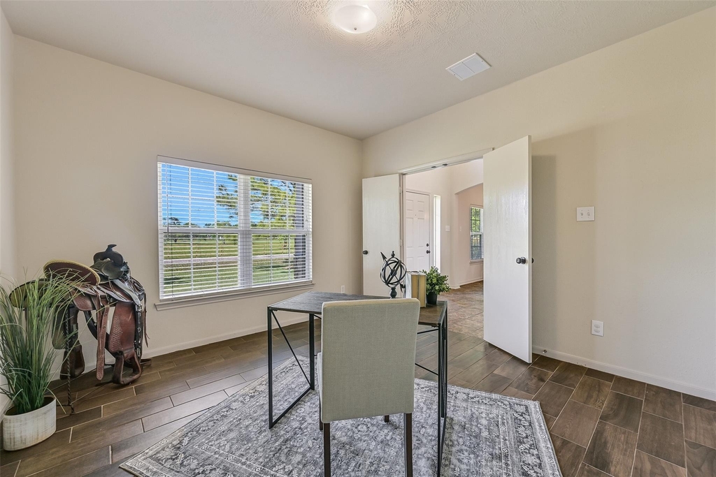 1404 Hollier Road - Photo 8