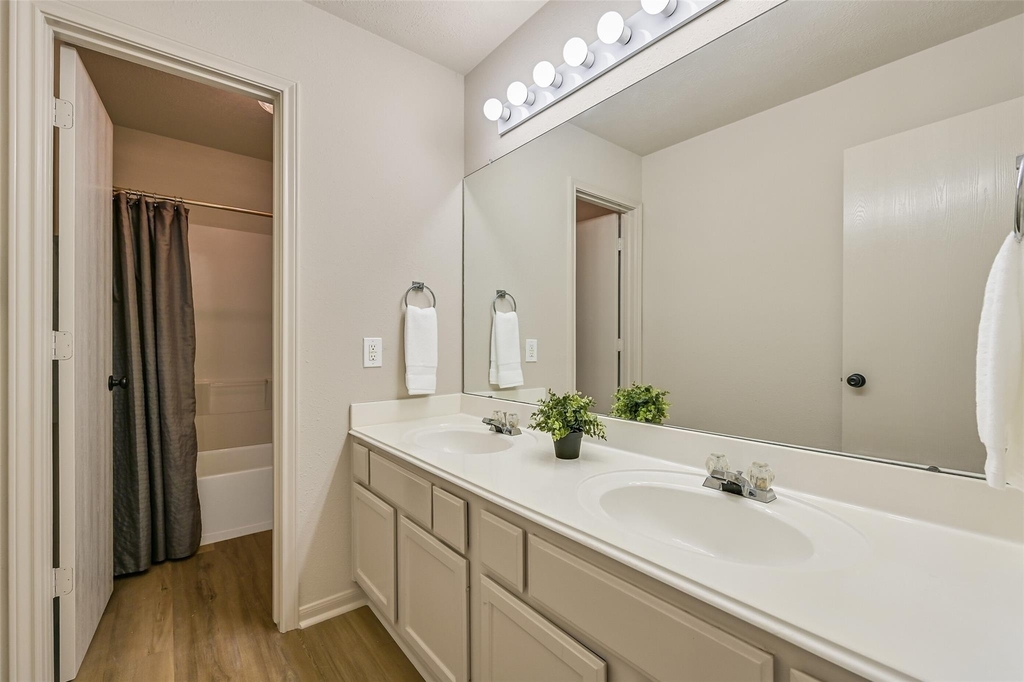 1404 Hollier Road - Photo 26
