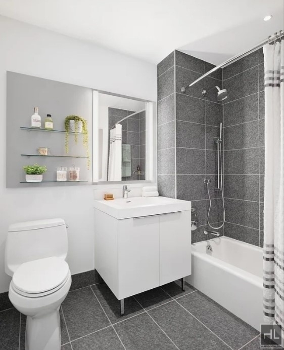 West 38th Street - Photo 3