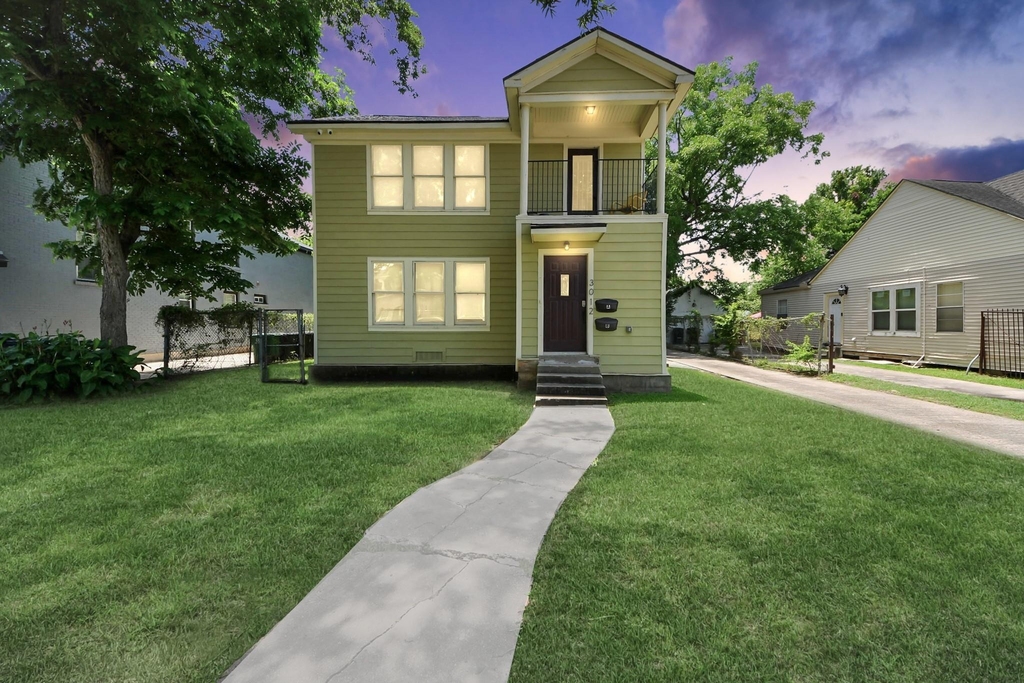 3012 Isabella Street - Photo 0