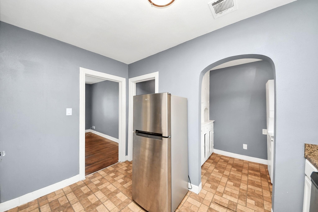 3012 Isabella Street - Photo 18