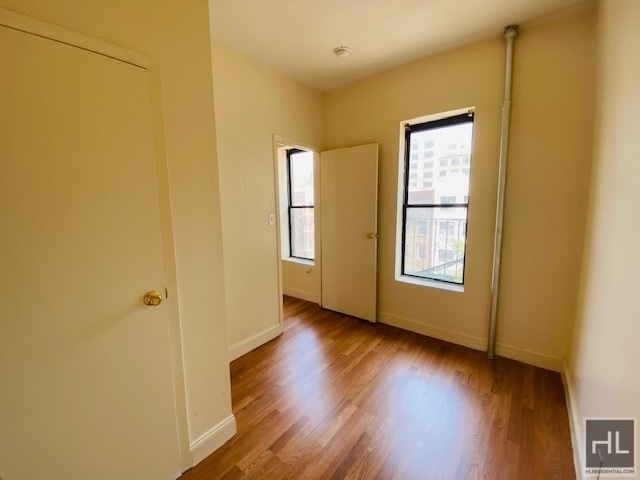 East 14th Street - Photo 11