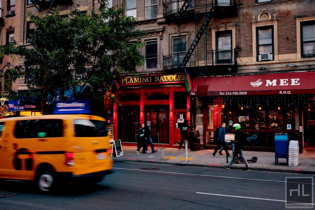 West 53 Street - Photo 4