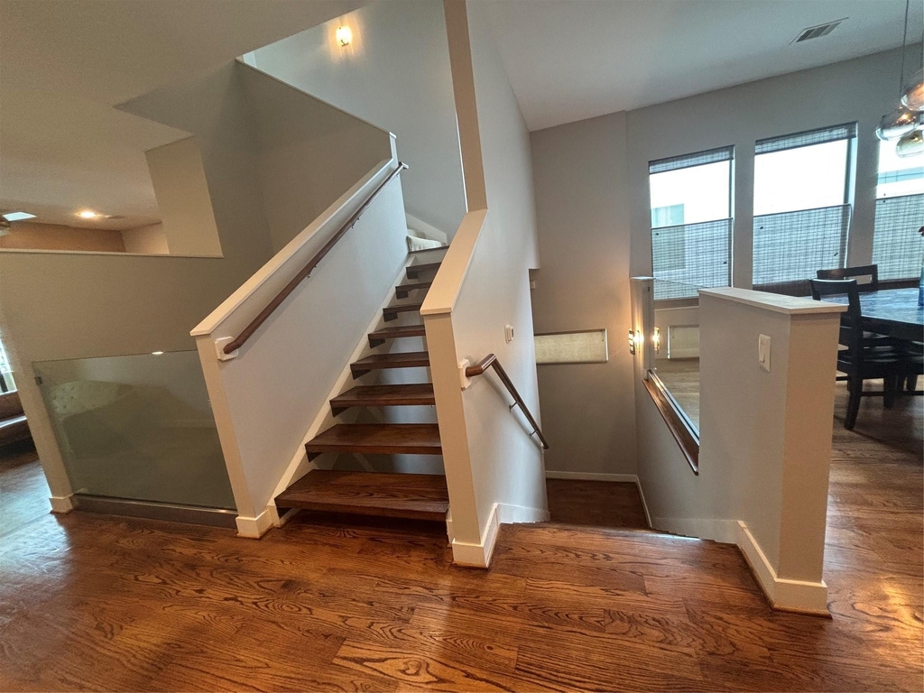 6016 Truro Street - Photo 6