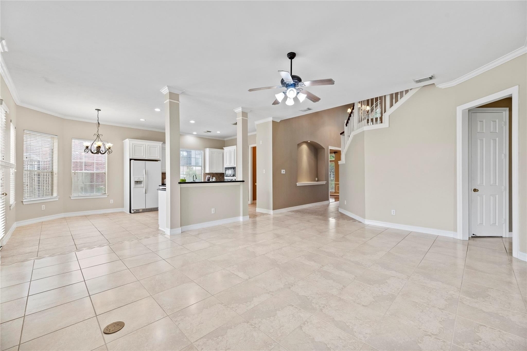 2923 Zachary Bend Lane - Photo 9