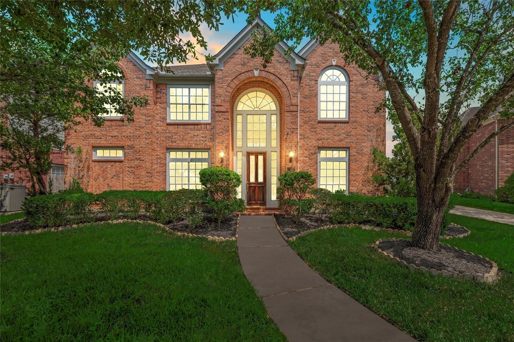 2923 Zachary Bend Lane - Photo 0