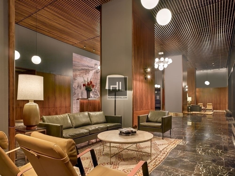 West 31st Street - Photo 7