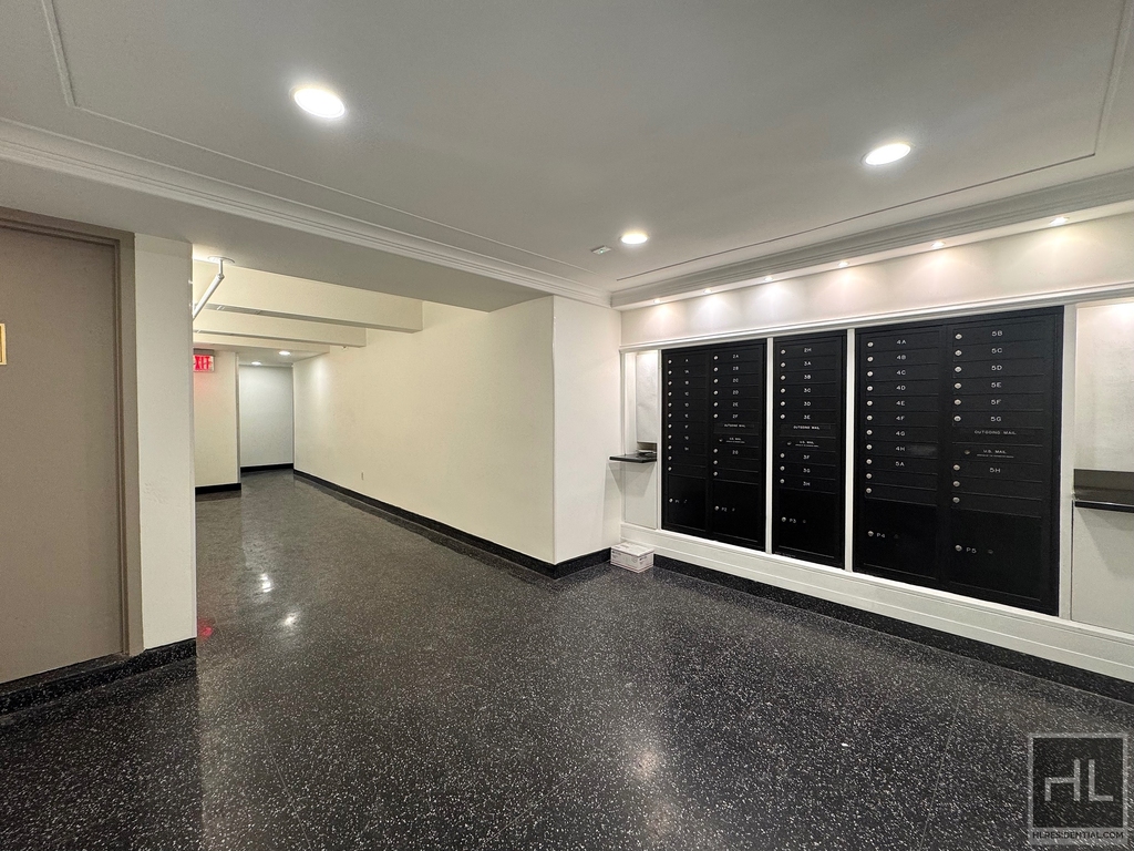 East 36 Street - Photo 5