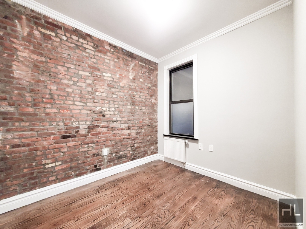 E 13th St. - Photo 6