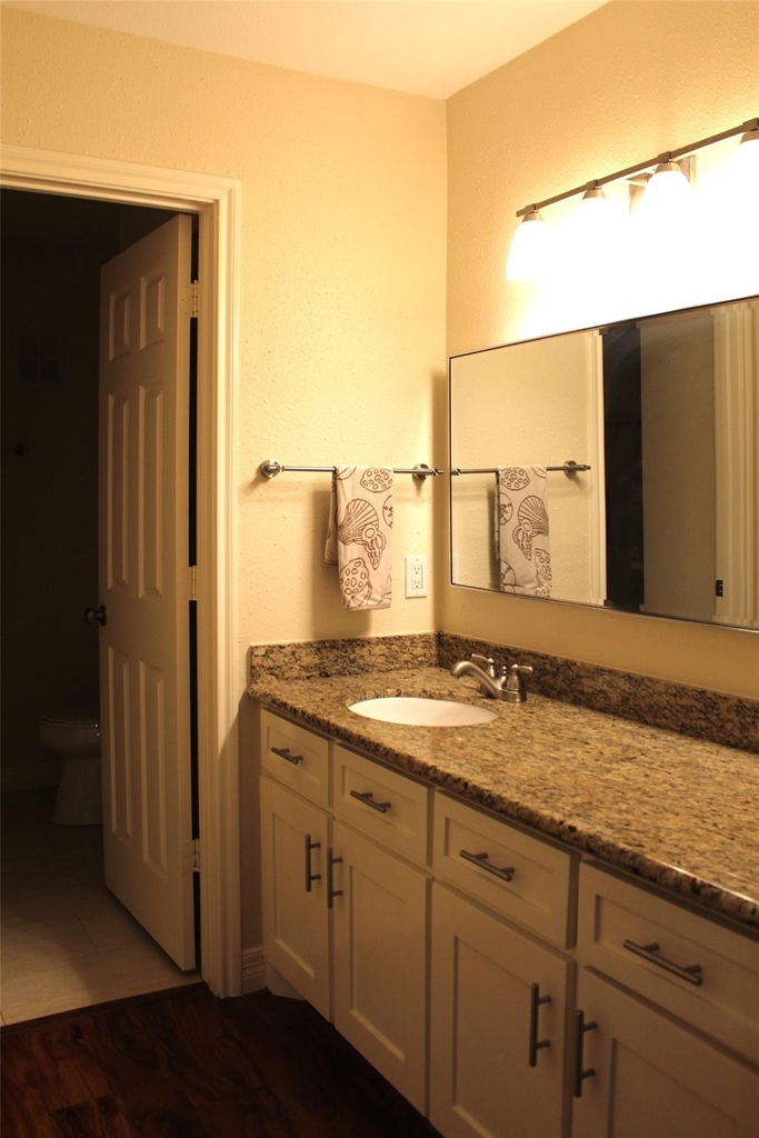 14555 Wunderlich Drive - Photo 2