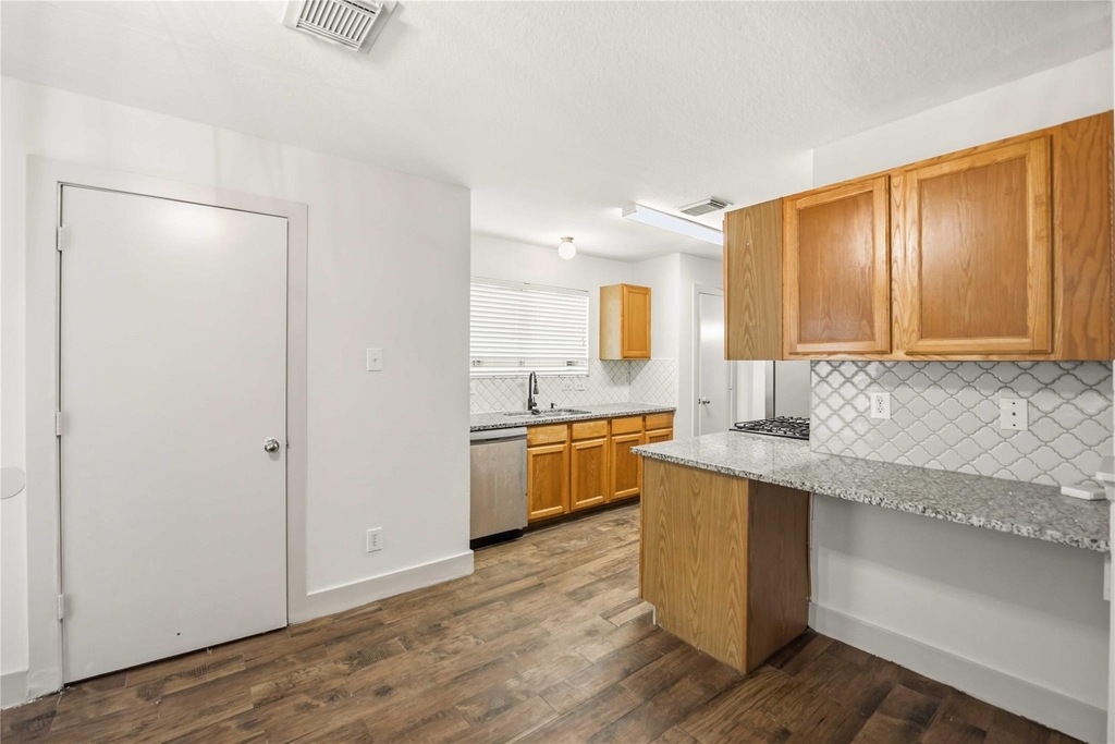 422 Laurel Pine Drive - Photo 5