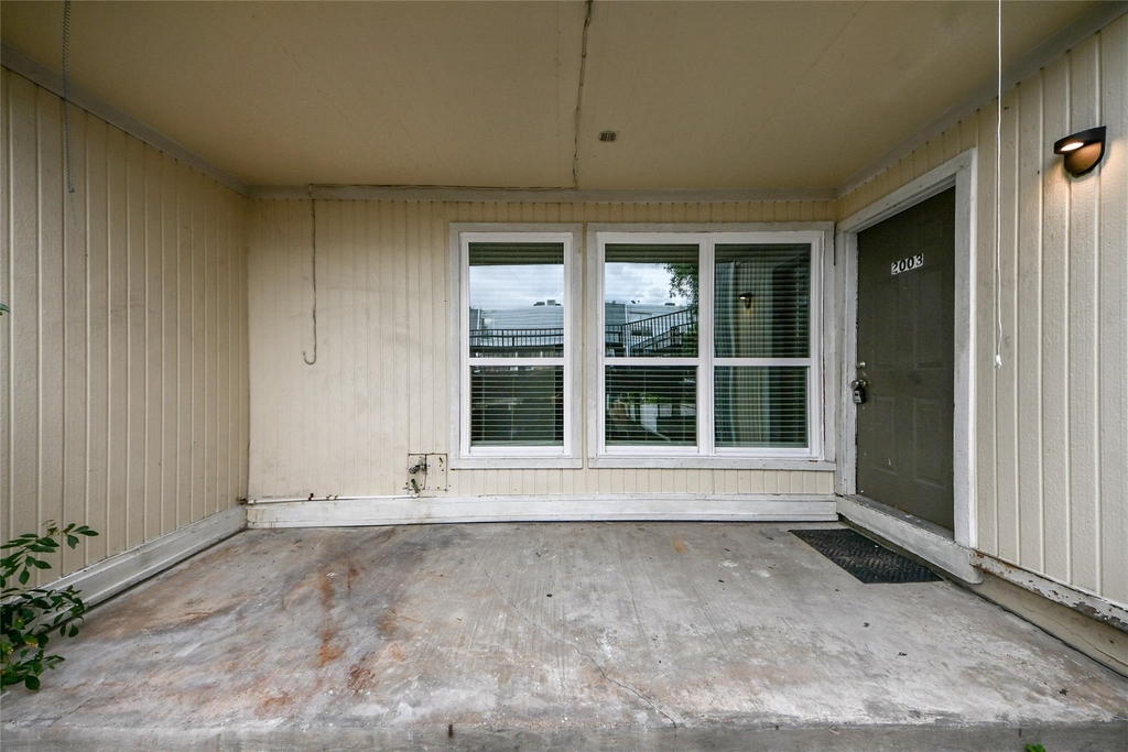 781 Country Place Drive - Photo 0