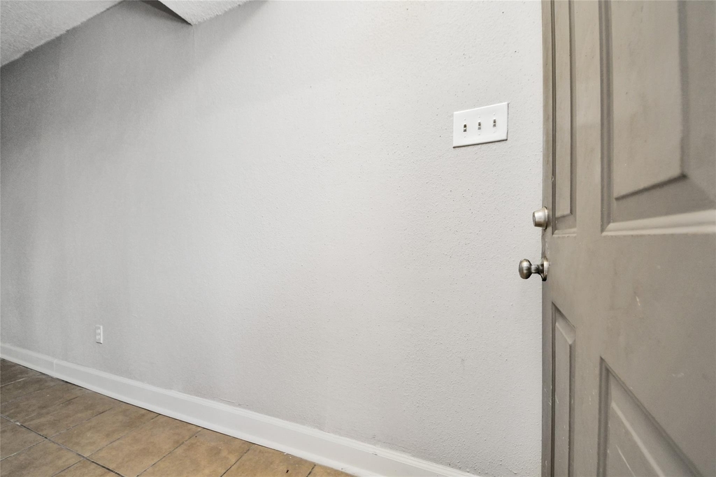 781 Country Place Drive - Photo 1