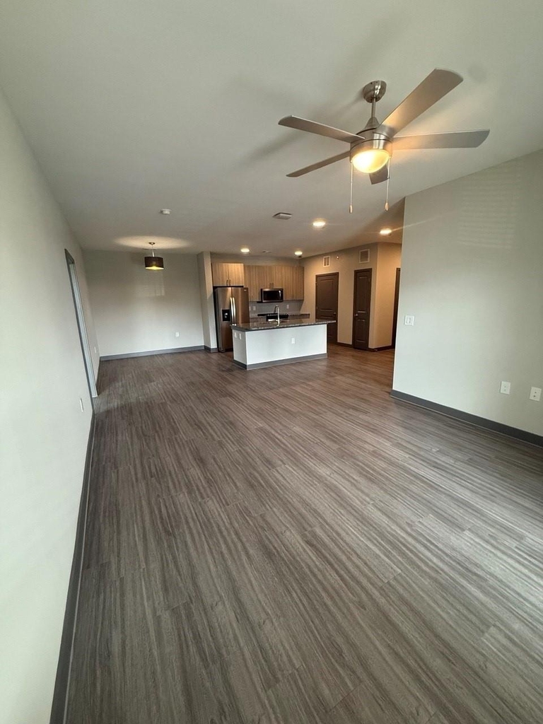 17448 N Eldridge Parkway - Photo 13