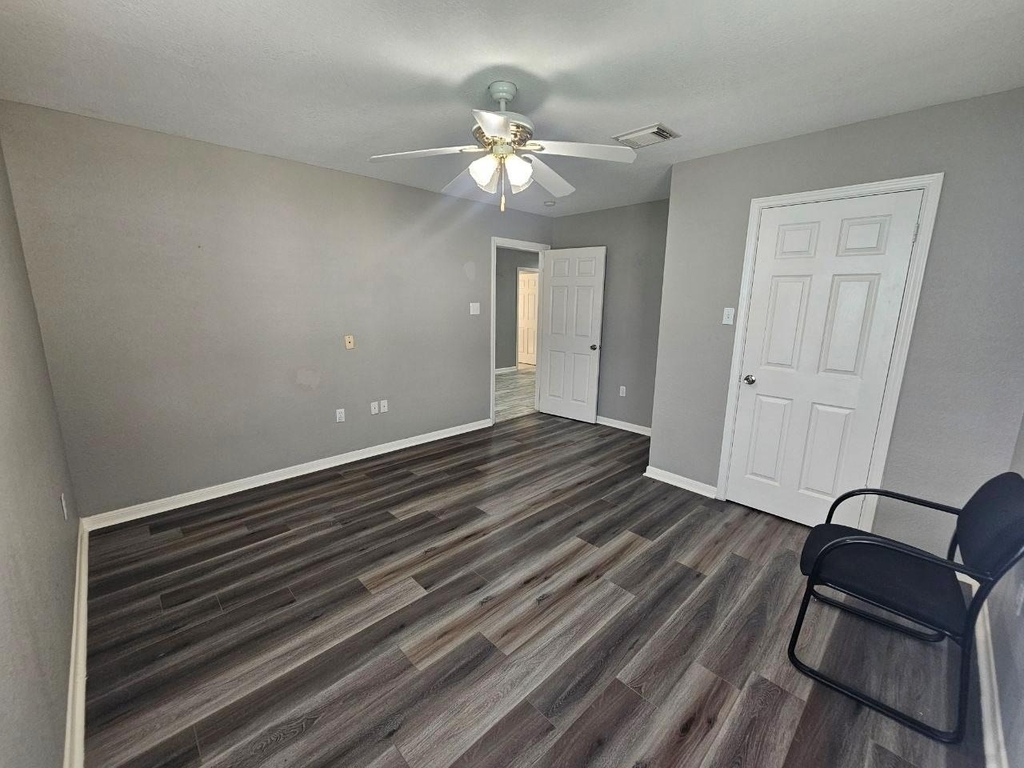 7201 Breen Drive - Photo 10