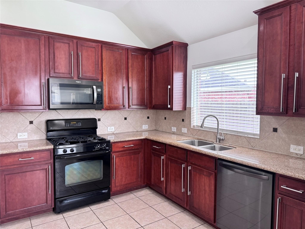 7502 Quiet Trace Lane - Photo 9