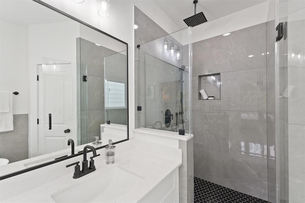 1207 Cavalcade Street - Photo 17