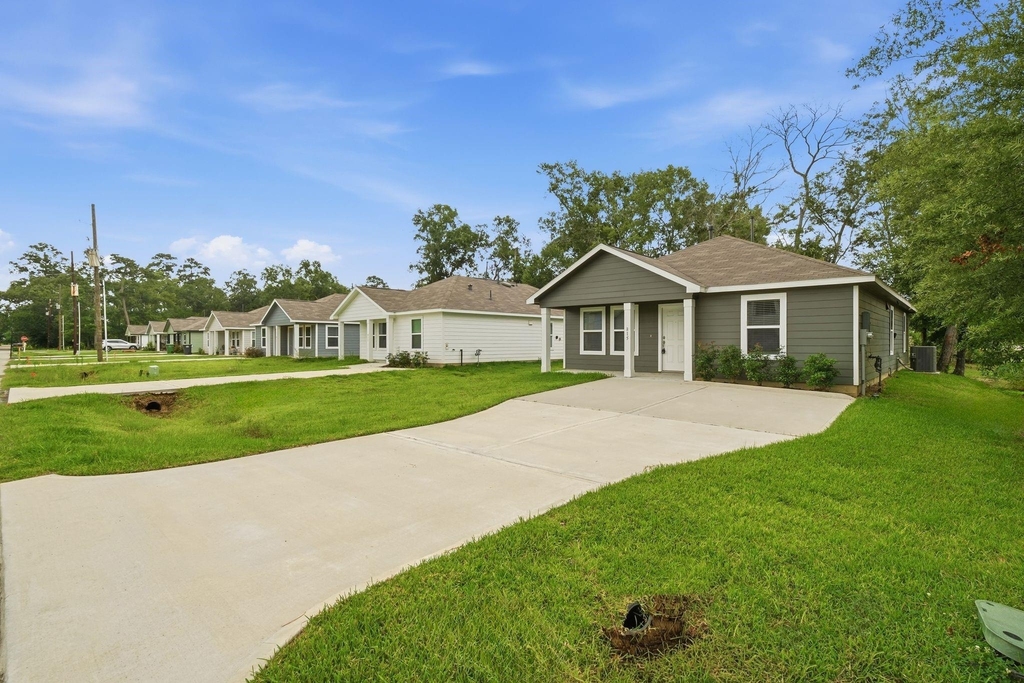 815 Jefferson Avenue - Photo 3