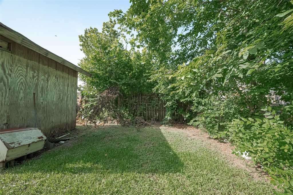 914 Davis Street - Photo 32
