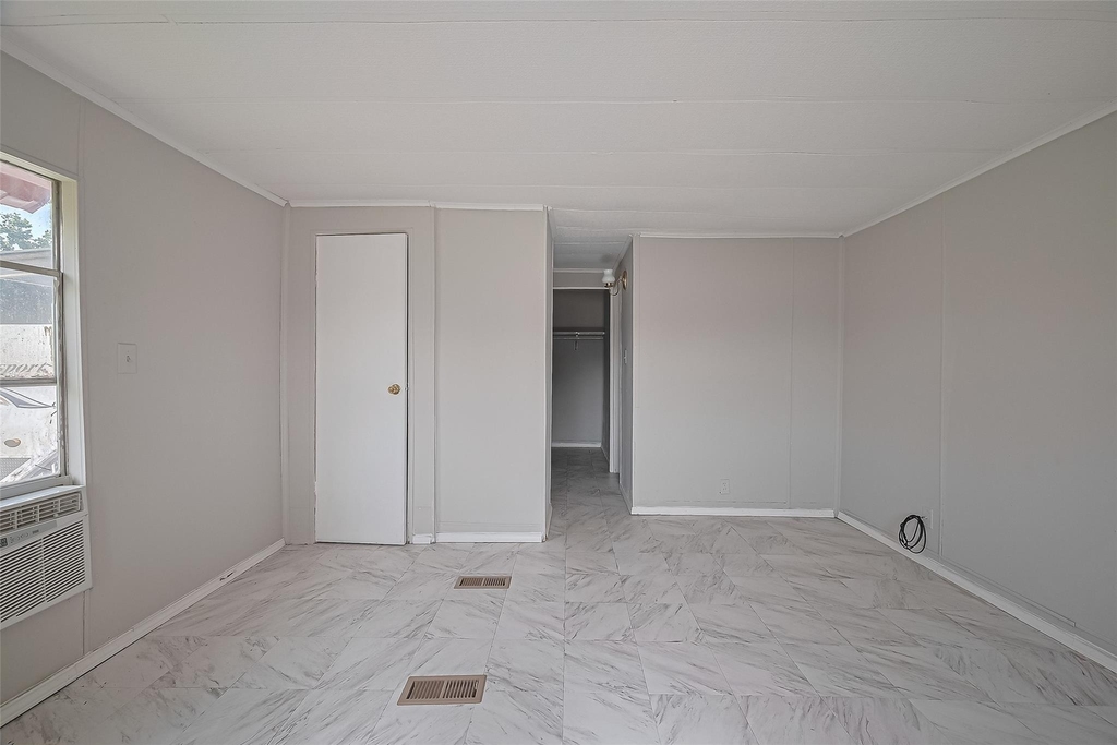 914 Davis Street - Photo 29