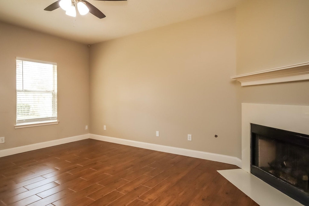 2523 Flycatcher Cove Drive - Photo 2