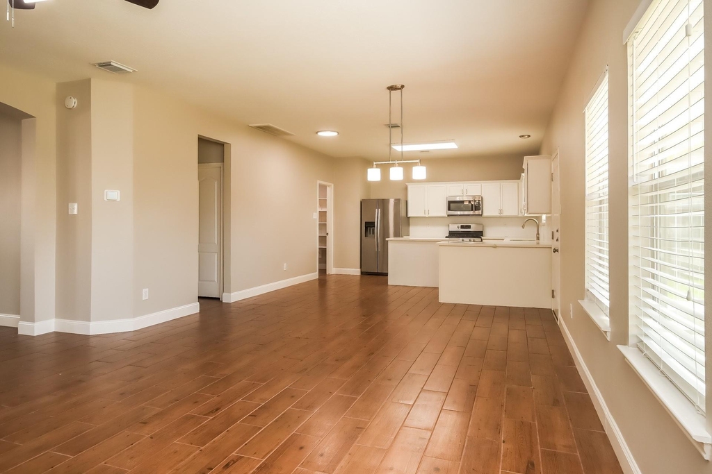2523 Flycatcher Cove Drive - Photo 4