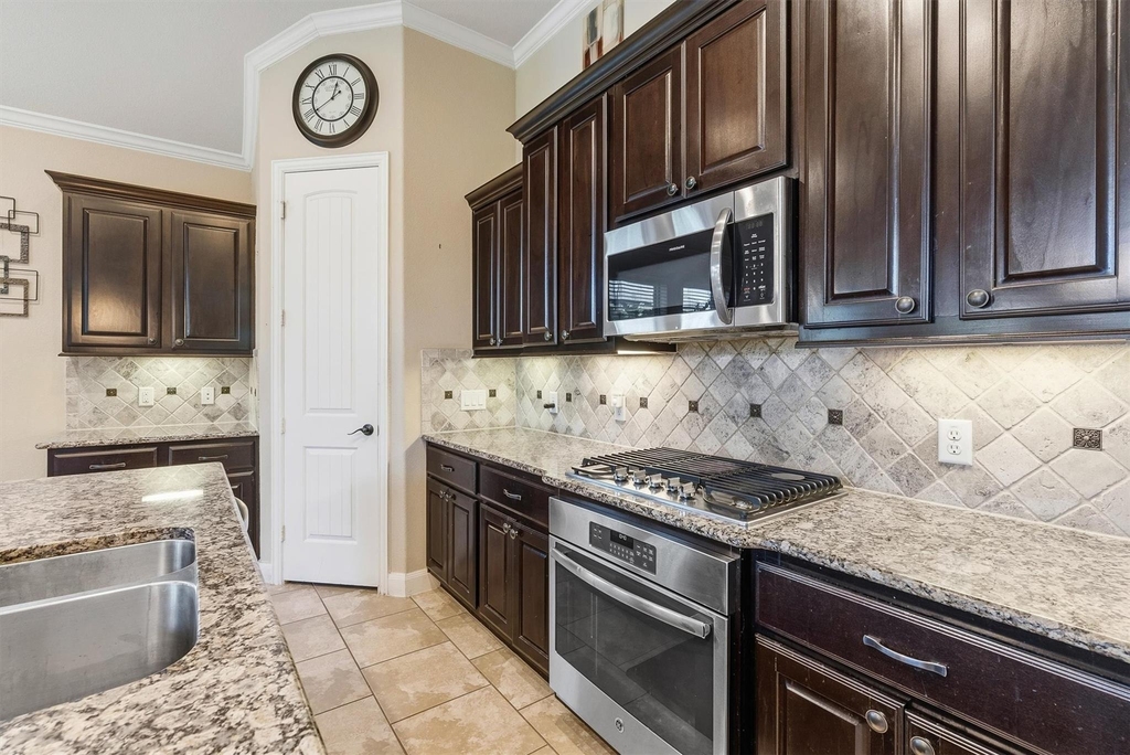27235 Aspen Falls Lane - Photo 18