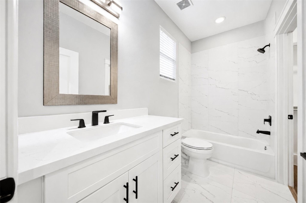 1421 W 23rd Street - Photo 24