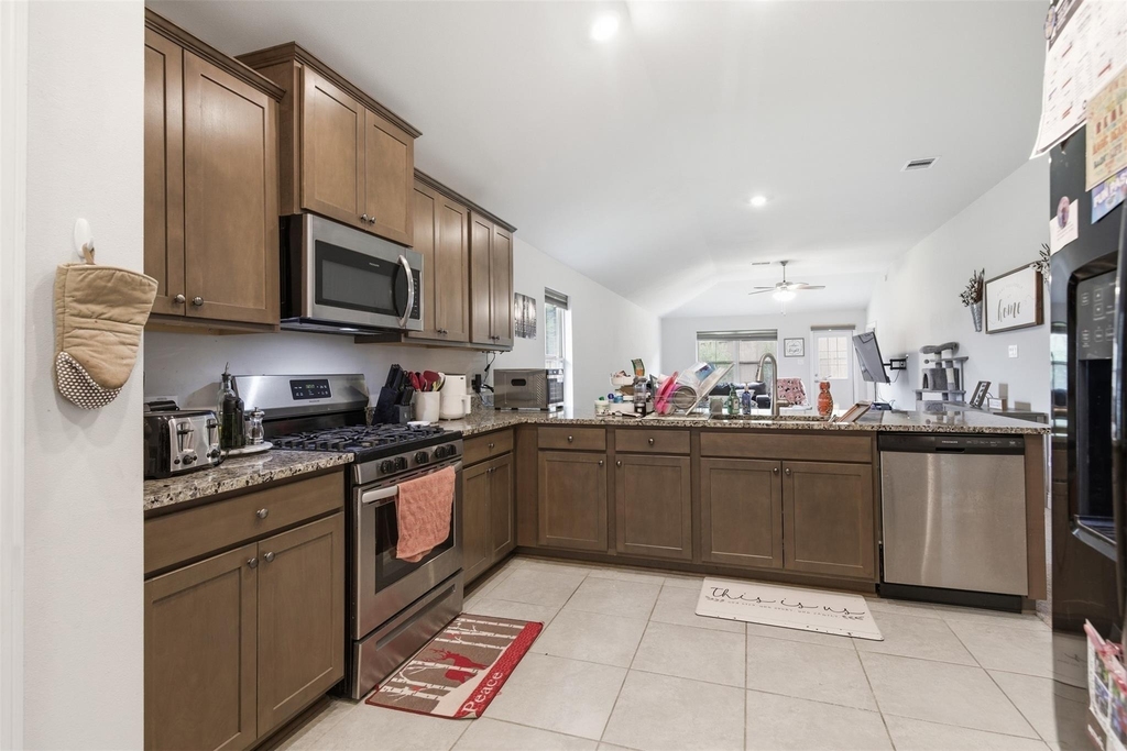 490 Terra Vista Circle - Photo 4
