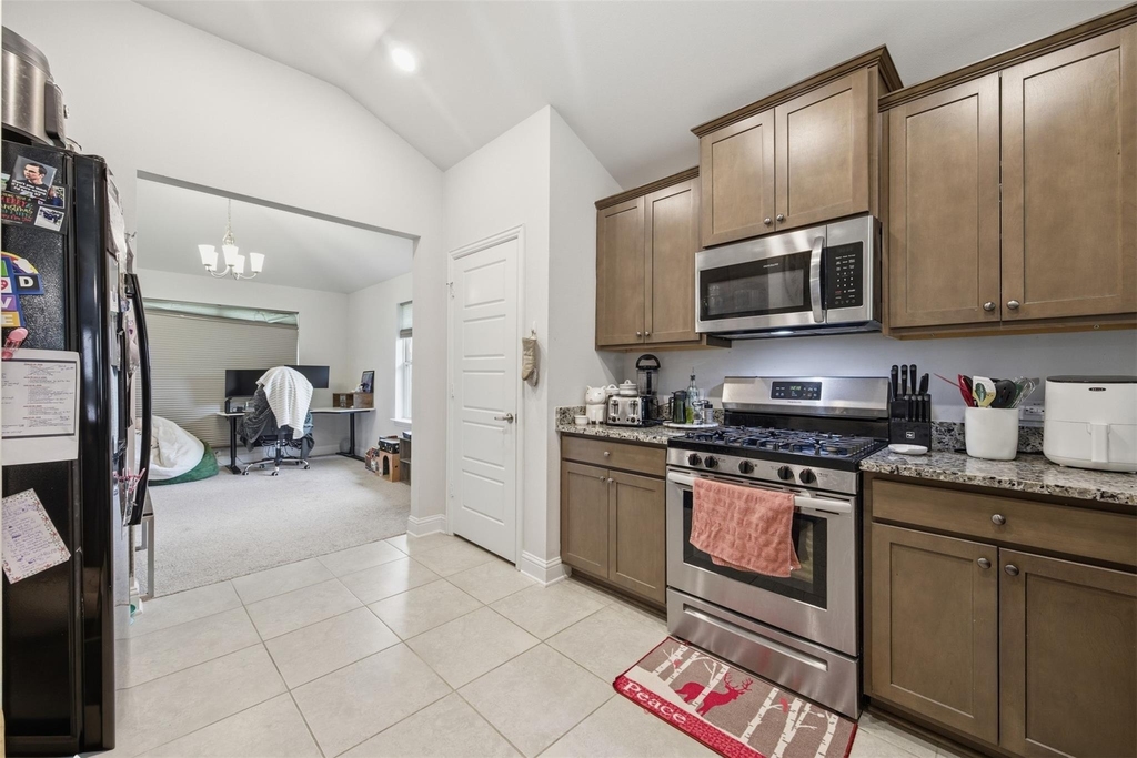 490 Terra Vista Circle - Photo 5
