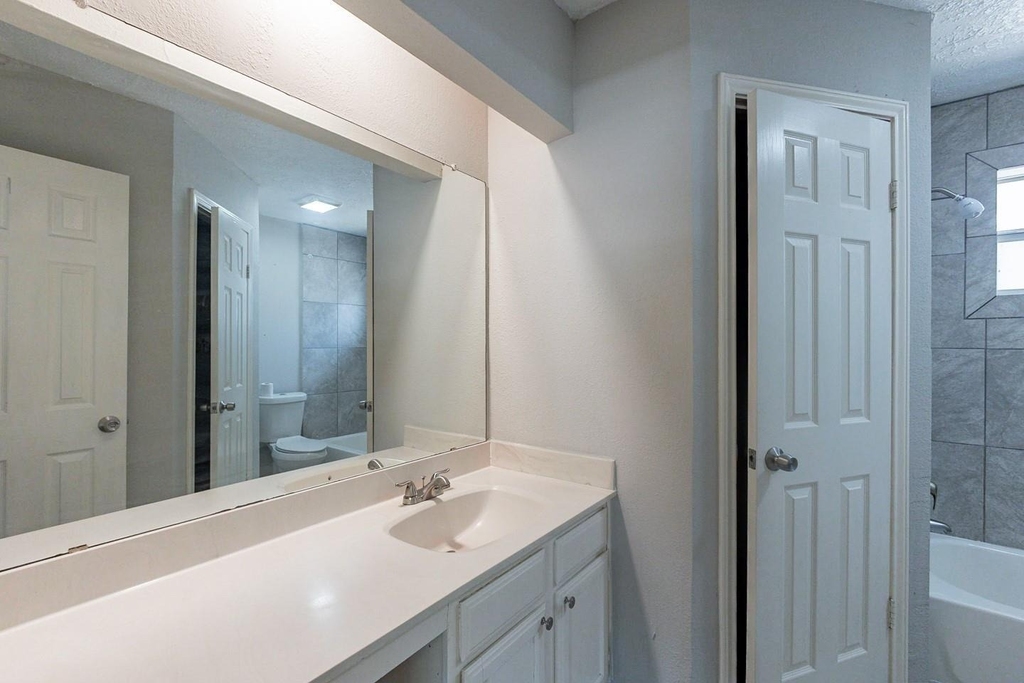 2721 Carson Drive - Photo 4