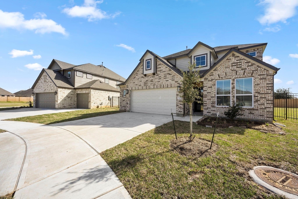 32407 Hamilton Crest Court - Photo 1