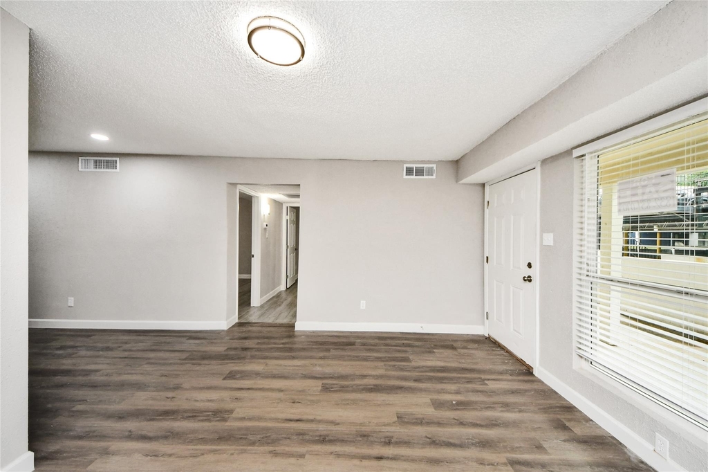 781 Country Place Drive - Photo 14