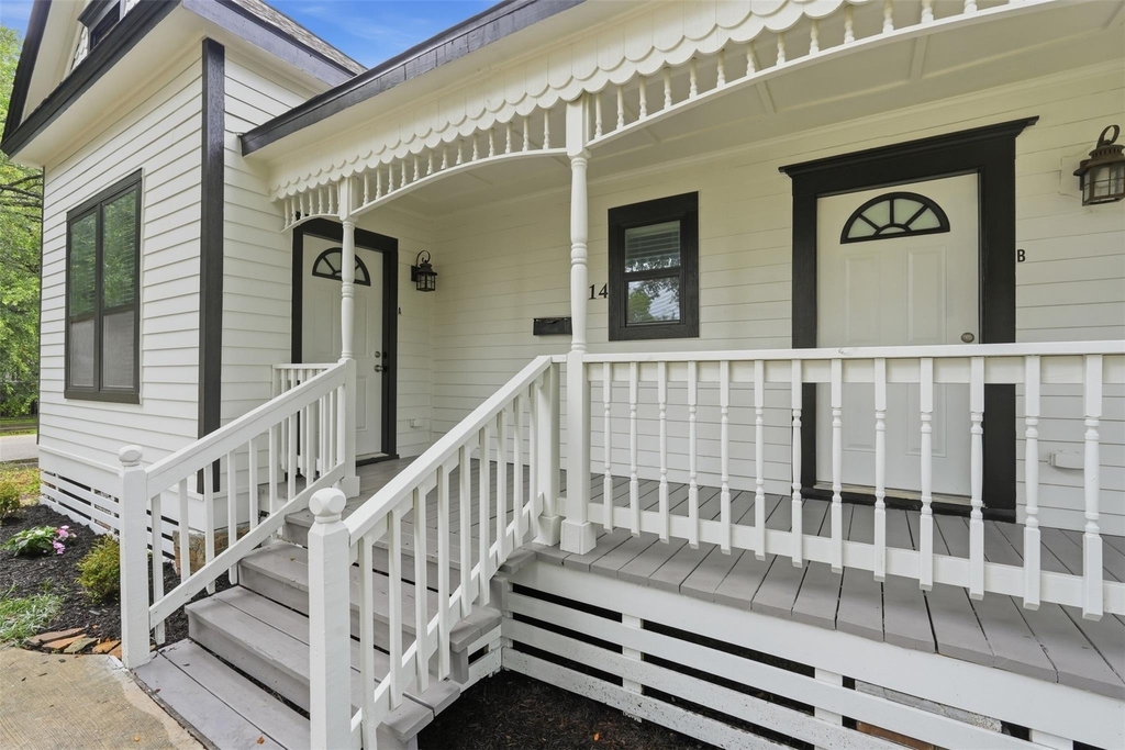 514 Vincent Street - Photo 1