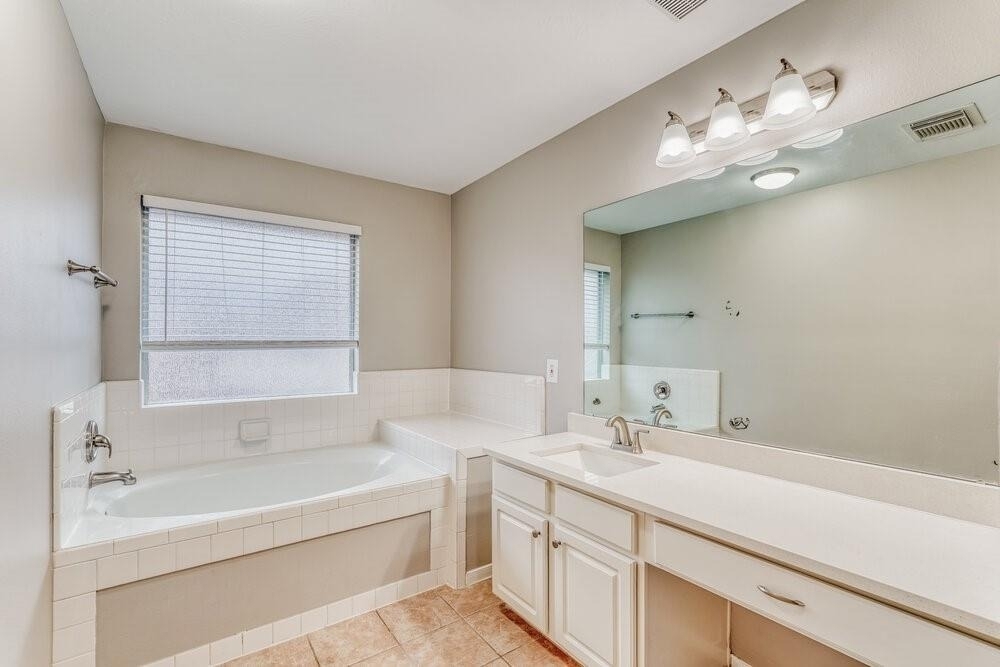 6207 Winter Oak Street - Photo 9