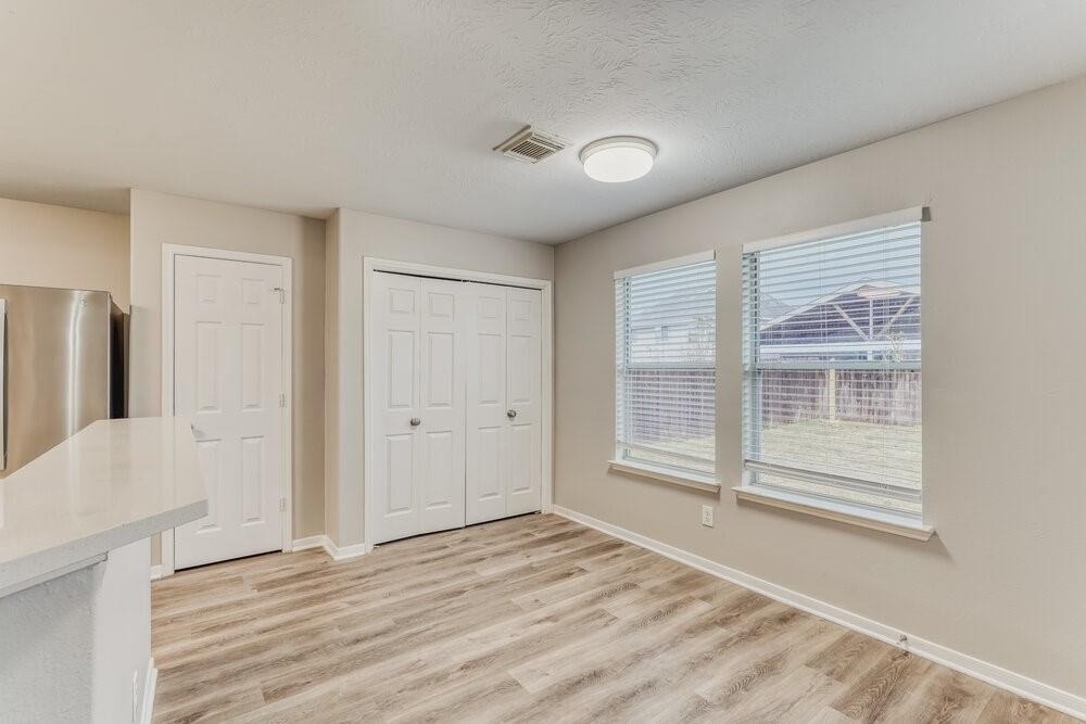 6207 Winter Oak Street - Photo 10
