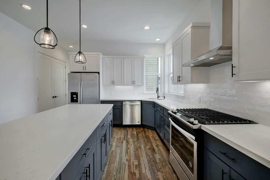 1537 W 24th Street - Photo 7