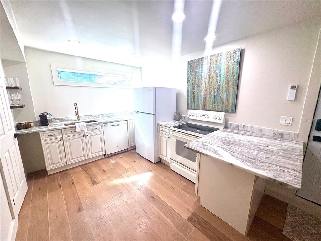 3022 Beach Boulevard S - Photo 2