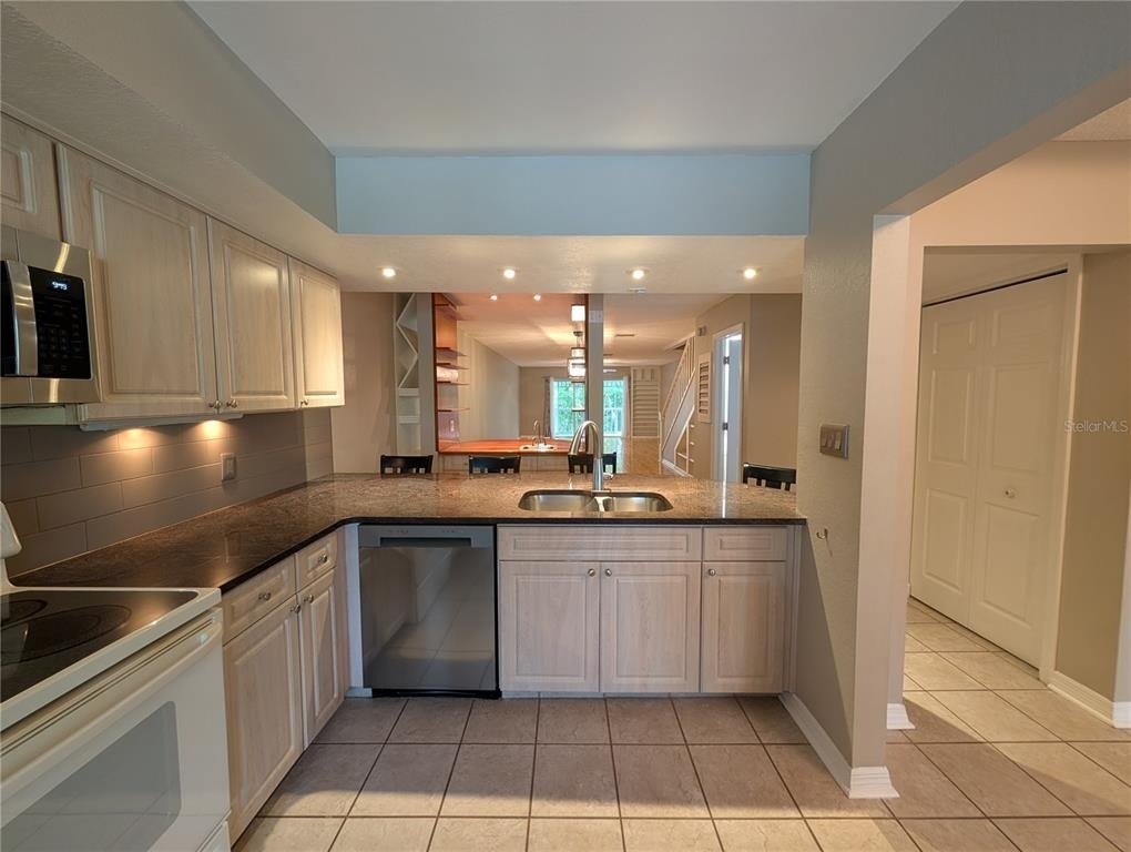 2577 Dolly Bay Drive - Photo 2