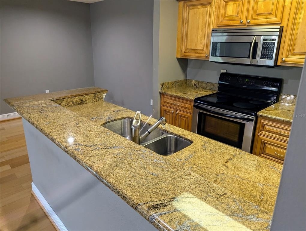 4211 Chatham Oak Court - Photo 6
