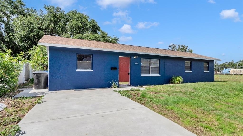 2551 26th Avenue S - Photo 2
